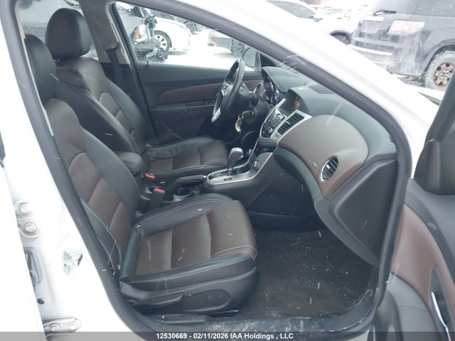 1G1PE5SB0F7251122 Chevrolet Cruze 2lt
