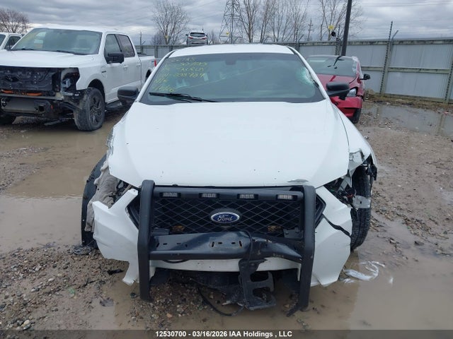 2013 Ford Taurus Police Interceptor მანქანა იყიდება აუქციონზე, vin: 1FAHP2M83DG208984, აუქციონის ნომერი: 12530700