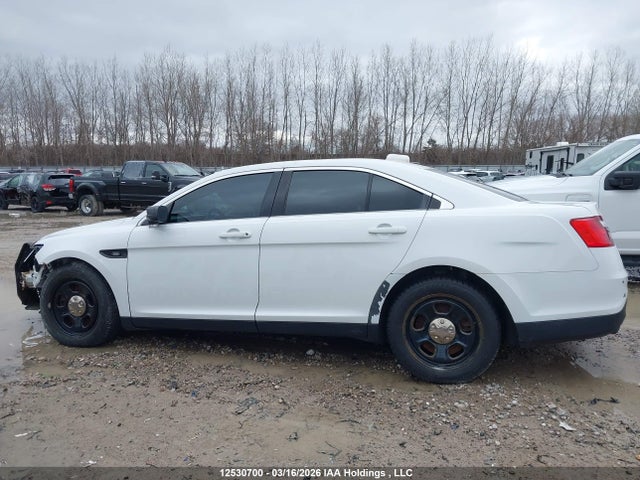 2013 Ford Taurus Police Interceptor მანქანა იყიდება აუქციონზე, vin: 1FAHP2M83DG208984, აუქციონის ნომერი: 12530700