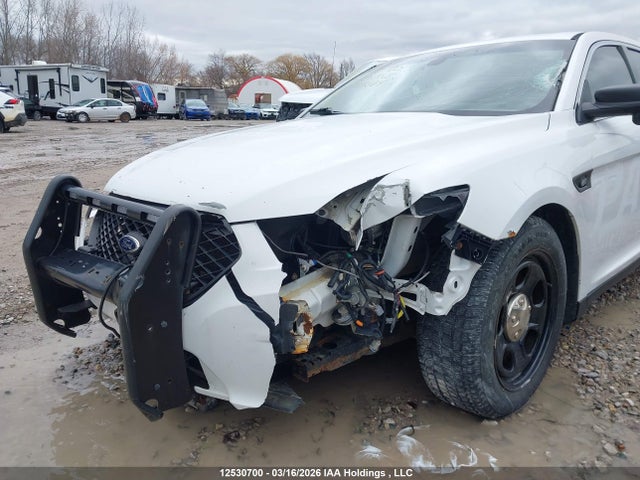 2013 Ford Taurus Police Interceptor მანქანა იყიდება აუქციონზე, vin: 1FAHP2M83DG208984, აუქციონის ნომერი: 12530700
