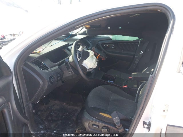 2013 Ford Taurus Police Interceptor მანქანა იყიდება აუქციონზე, vin: 1FAHP2M83DG208984, აუქციონის ნომერი: 12530700