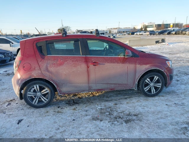 1G1JD6SH7F4172437 Chevrolet SONIC LT