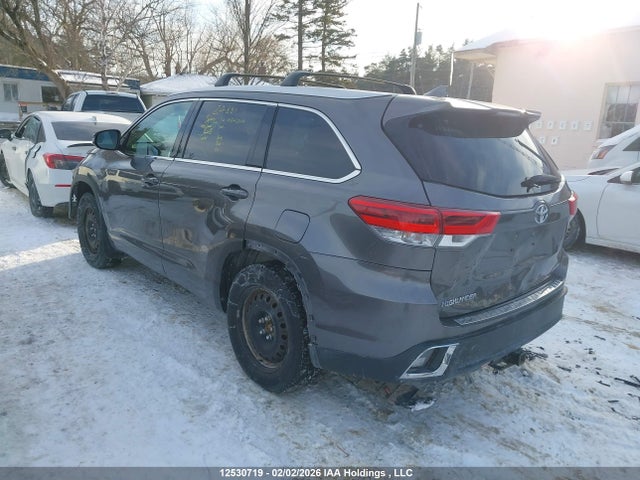 5TDJZRFH3JS558810 Toyota Highlander Se/xle