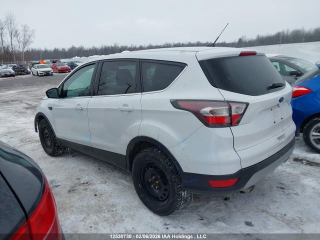 1FMCU9GD1HUA65728 Ford ESCAPE SE