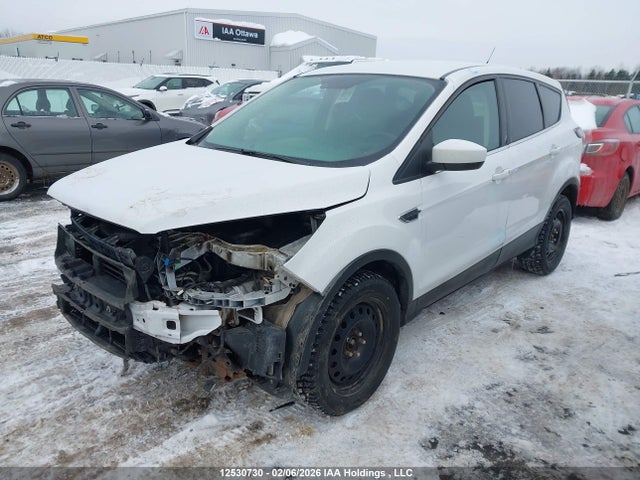 1FMCU9GD1HUA65728 Ford ESCAPE SE