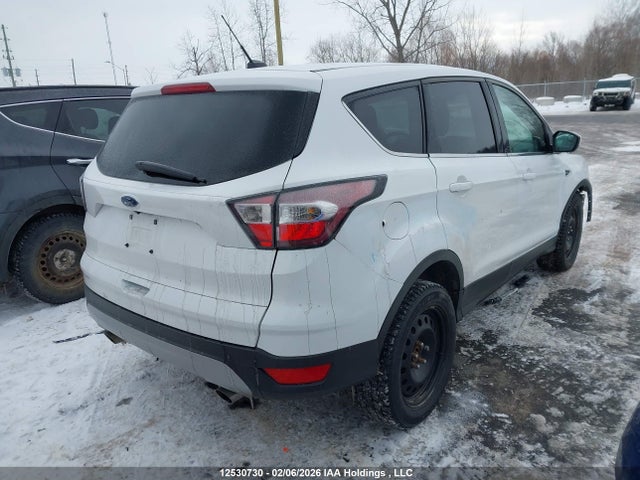 1FMCU9GD1HUA65728 Ford ESCAPE SE