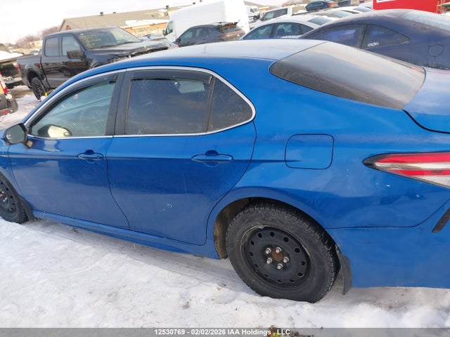 4T1B11HK2JU076228 Toyota CAMRY SE