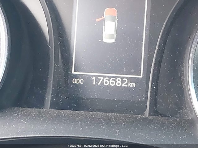 4T1B11HK2JU076228 Toyota CAMRY SE