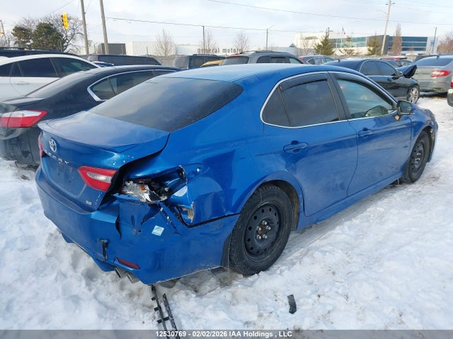 4T1B11HK2JU076228 Toyota CAMRY SE