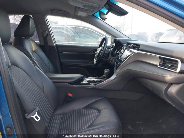 4T1B11HK2JU076228 Toyota CAMRY SE