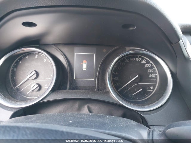 4T1B11HK2JU076228 Toyota CAMRY SE