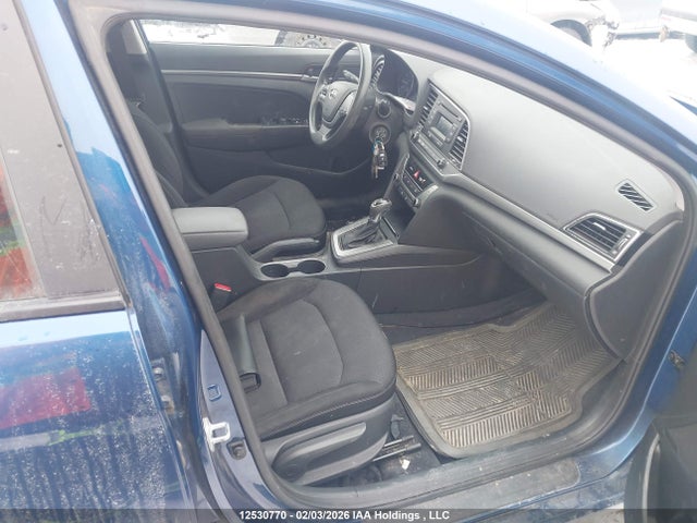 5NPD74LF1HH054412 Hyundai Elantra Le