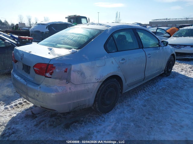 12530808 :رقم المزاد ، 3VW2K7AJXDM271943 vin ، 2013 Volkswagen Jetta S مزاد بيع