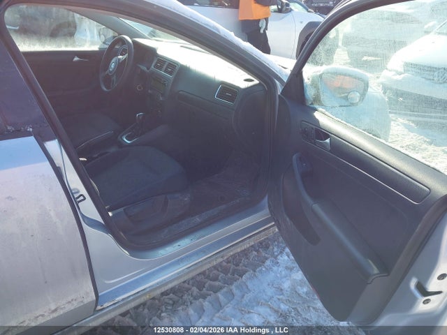 12530808 :رقم المزاد ، 3VW2K7AJXDM271943 vin ، 2013 Volkswagen Jetta S مزاد بيع