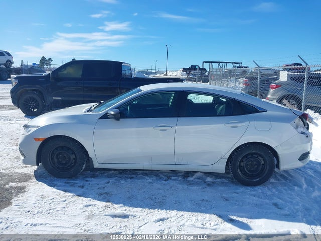 Honda Civic Dx 2019 2HGFC2E23KH012005 Image 15
