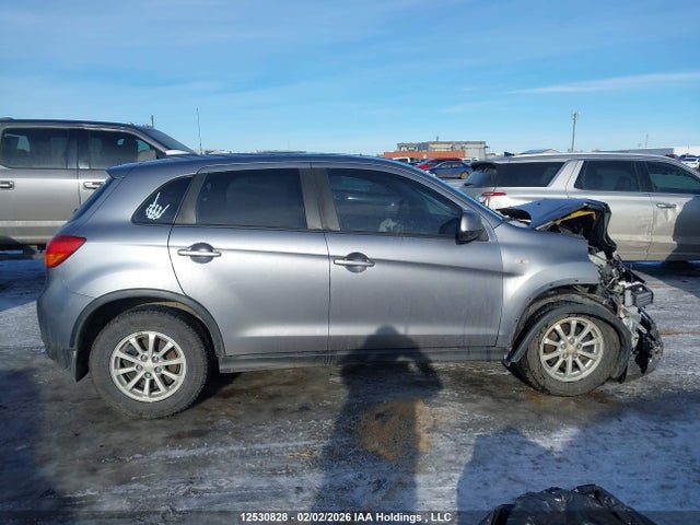 JA4AJ3AU2HZ603361 Mitsubishi RVR SE