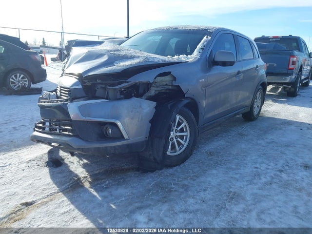 JA4AJ3AU2HZ603361 Mitsubishi RVR SE
