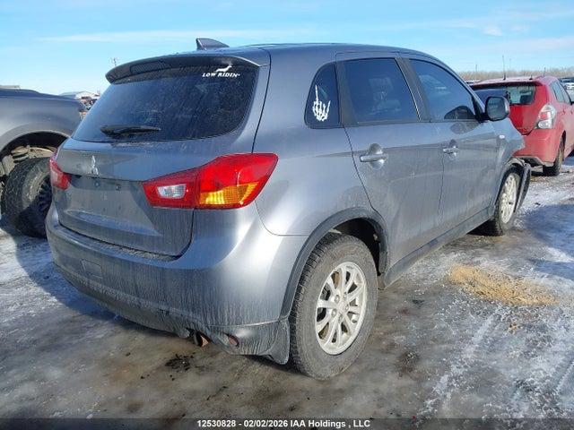 JA4AJ3AU2HZ603361 Mitsubishi RVR SE