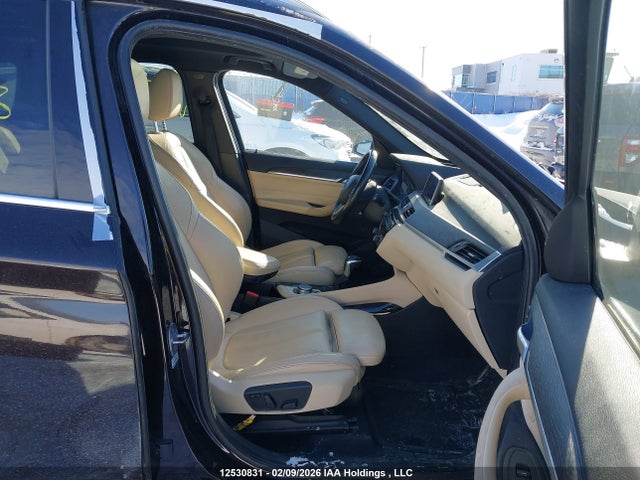 WBXHT3C39G5F63973 BMW X1 Xdrive28i