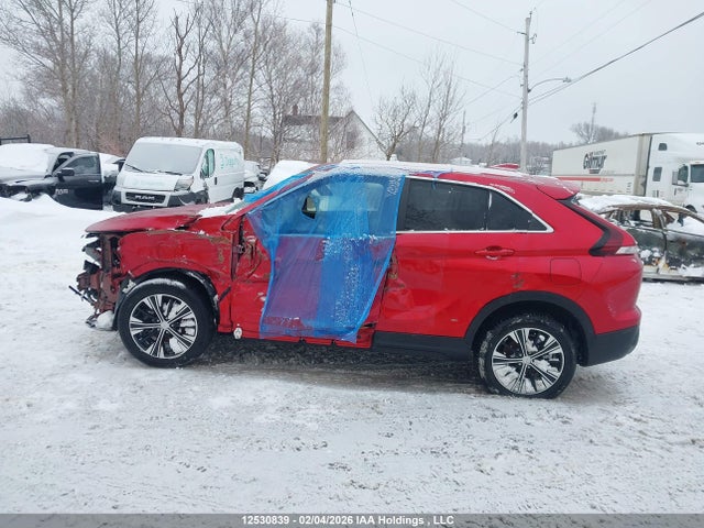 JA4ATUAA6NZ600724 Mitsubishi Eclipse Cross Es