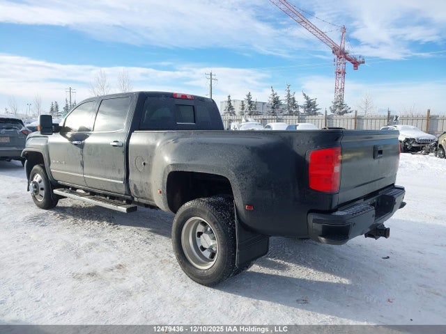 1GT42YEYXJF271333 GMC Sierra 3500hd Denali