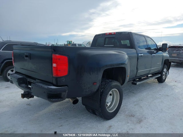 1GT42YEYXJF271333 GMC Sierra 3500hd Denali