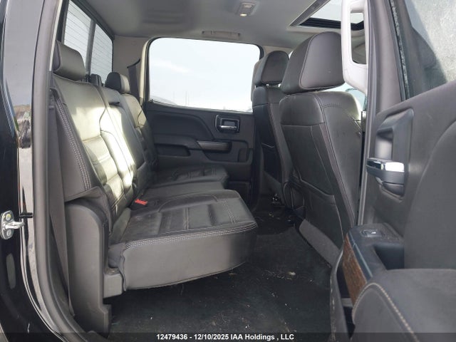 1GT42YEYXJF271333 GMC Sierra 3500hd Denali