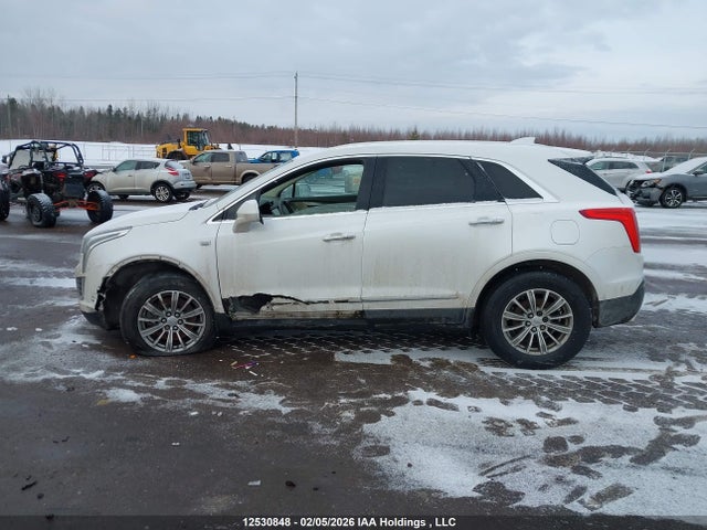 1GYKNDRS3HZ297661 Cadillac XT5 LUXURY