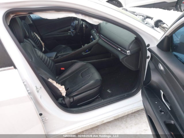 KMHLN4AG4PU526261 Hyundai ELANTRA SEL