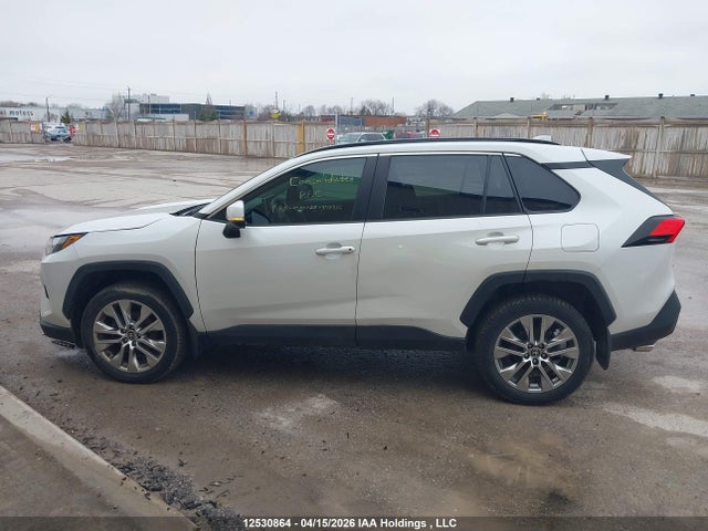 2T3R1RFV1RW436960 Toyota Rav4 Xle/xle Premium