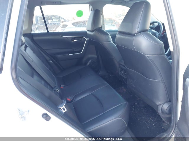 2T3R1RFV1RW436960 Toyota Rav4 Xle/xle Premium