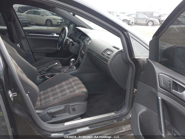 3VW4T7AU8FM003105 Volkswagen Golf GTI