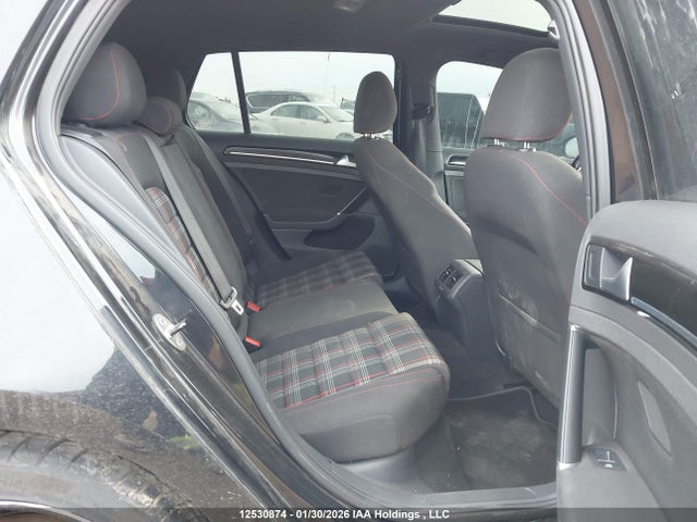 3VW4T7AU8FM003105 Volkswagen Golf GTI