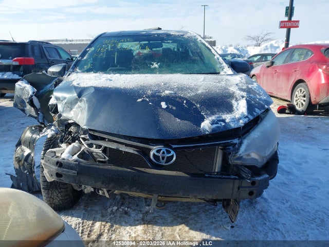 2015 Toyota Corolla მანქანა იყიდება აუქციონზე, vin: 2T1BURHE5FC464689, აუქციონის ნომერი: 12530894