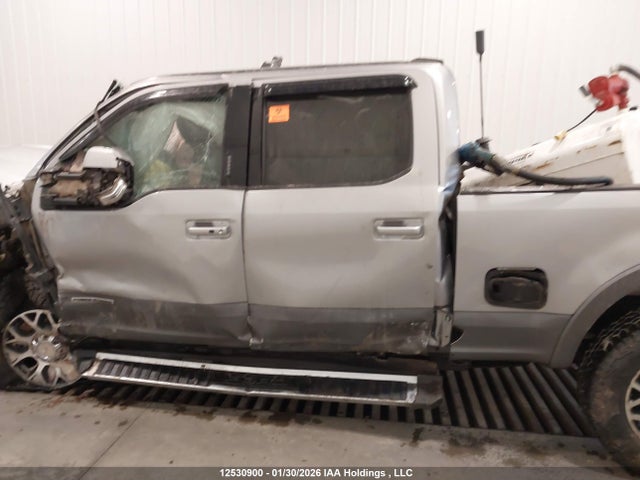 Ford F-350 Lariat 2022 1FT8W3BT6NED81440 Image 13