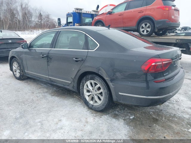1VWAT7A3XHC056306 Volkswagen Passat 1.8 Tsi Trendline+