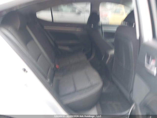 KMHD84LF5JU641135 Hyundai Elantra Gl Se