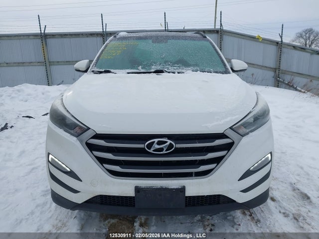 KM8J3CA40JU748316 Hyundai Tucson Limited/sport And Eco/se