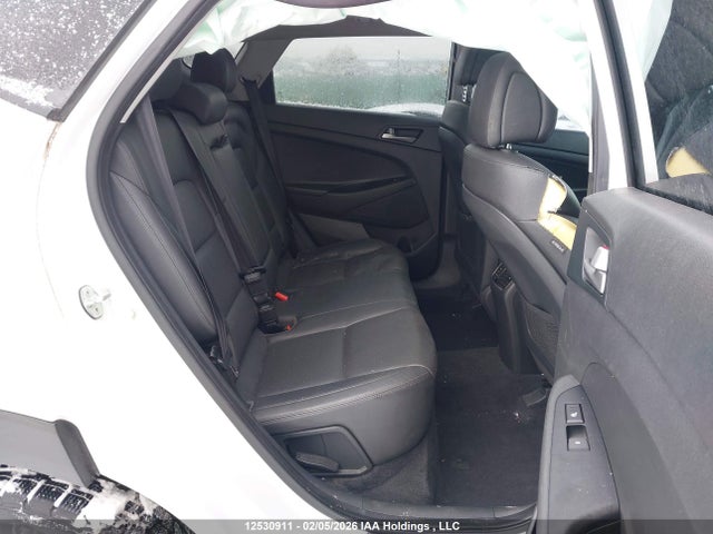 KM8J3CA40JU748316 Hyundai Tucson Limited/sport And Eco/se