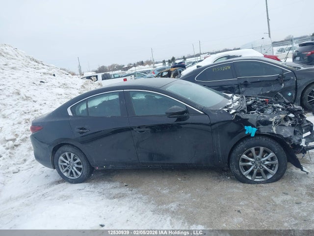 JM1BPABMXS1796442 Mazda 3 Select Sport
