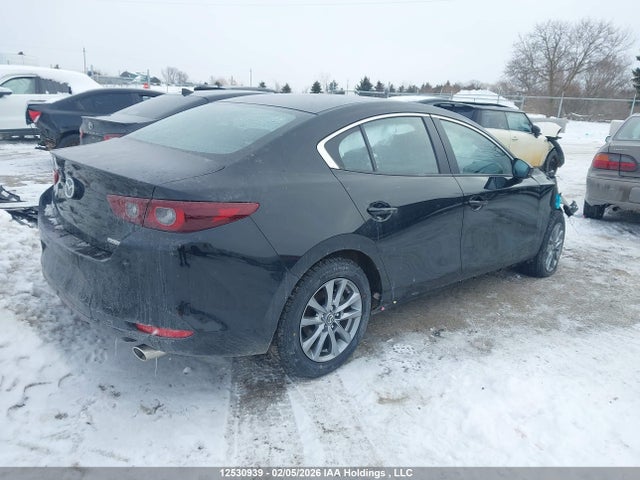 JM1BPABMXS1796442 Mazda 3 Select Sport
