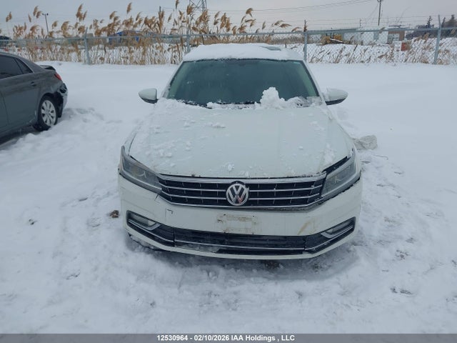 Volkswagen Passat 2017 1VWCT7A34HC013721 Image 12