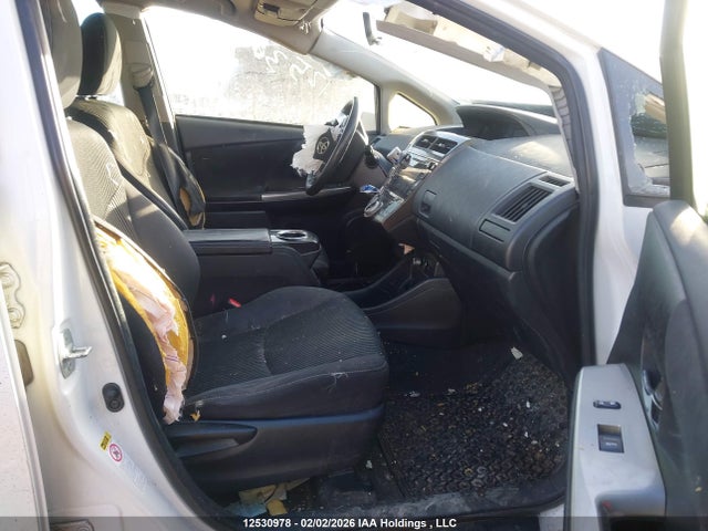 JTDZN3EU8FJ018707 Toyota PRIUS V