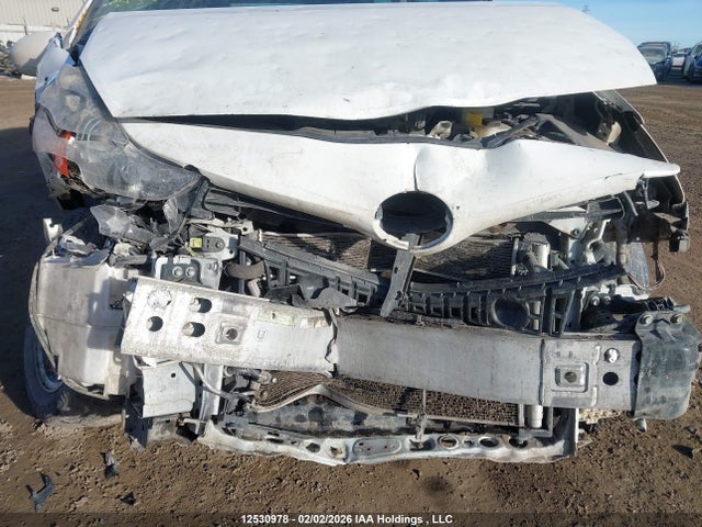 JTDZN3EU8FJ018707 Toyota PRIUS V