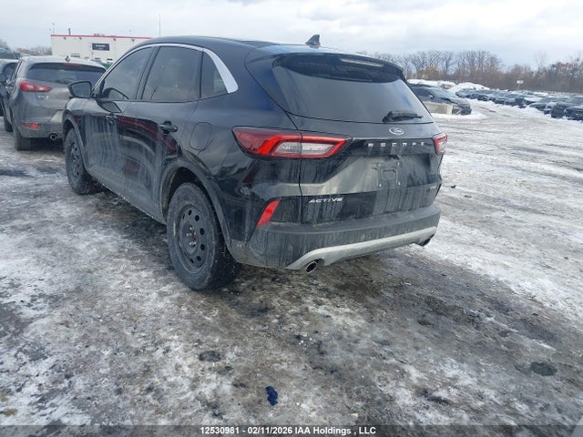 1FMCU9GNXRUA31345 Ford Escape Active