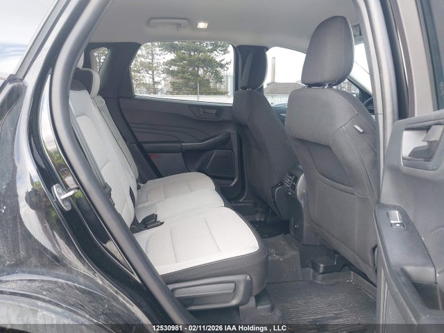 1FMCU9GNXRUA31345 Ford Escape Active