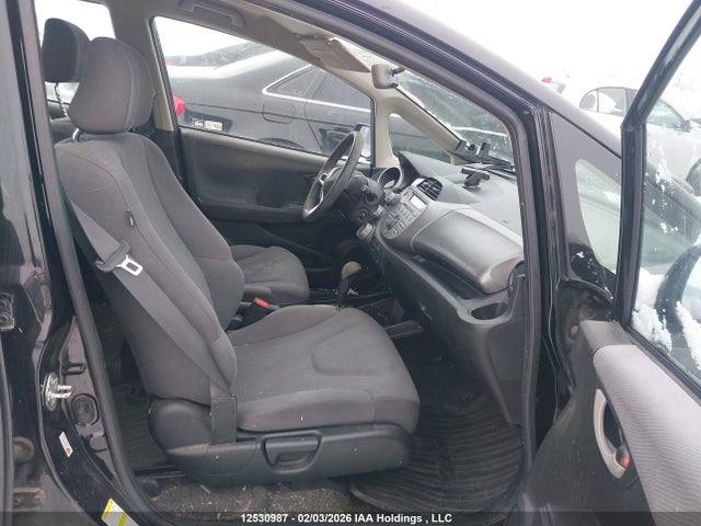 2013 Honda Fit მანქანა იყიდება აუქციონზე, vin: LUCGE8H53D3008527, აუქციონის ნომერი: 12530987
