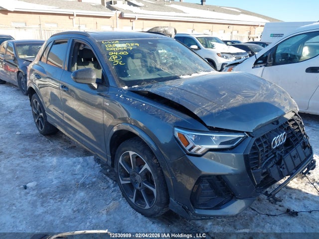 WA1FECF3XR1040067 Audi Q3 Technik 45