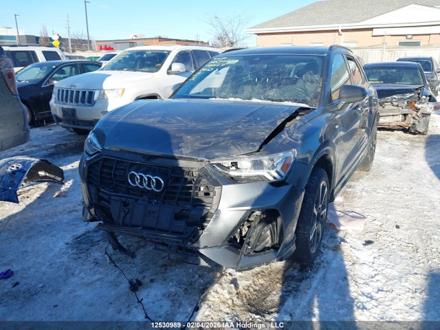 WA1FECF3XR1040067 Audi Q3 Technik 45