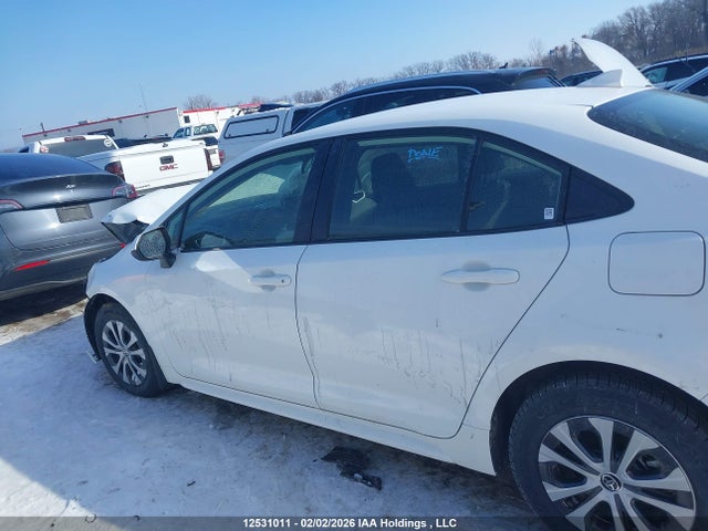 JTDBCMFE3S3104946 Toyota Corolla Le/se/xle